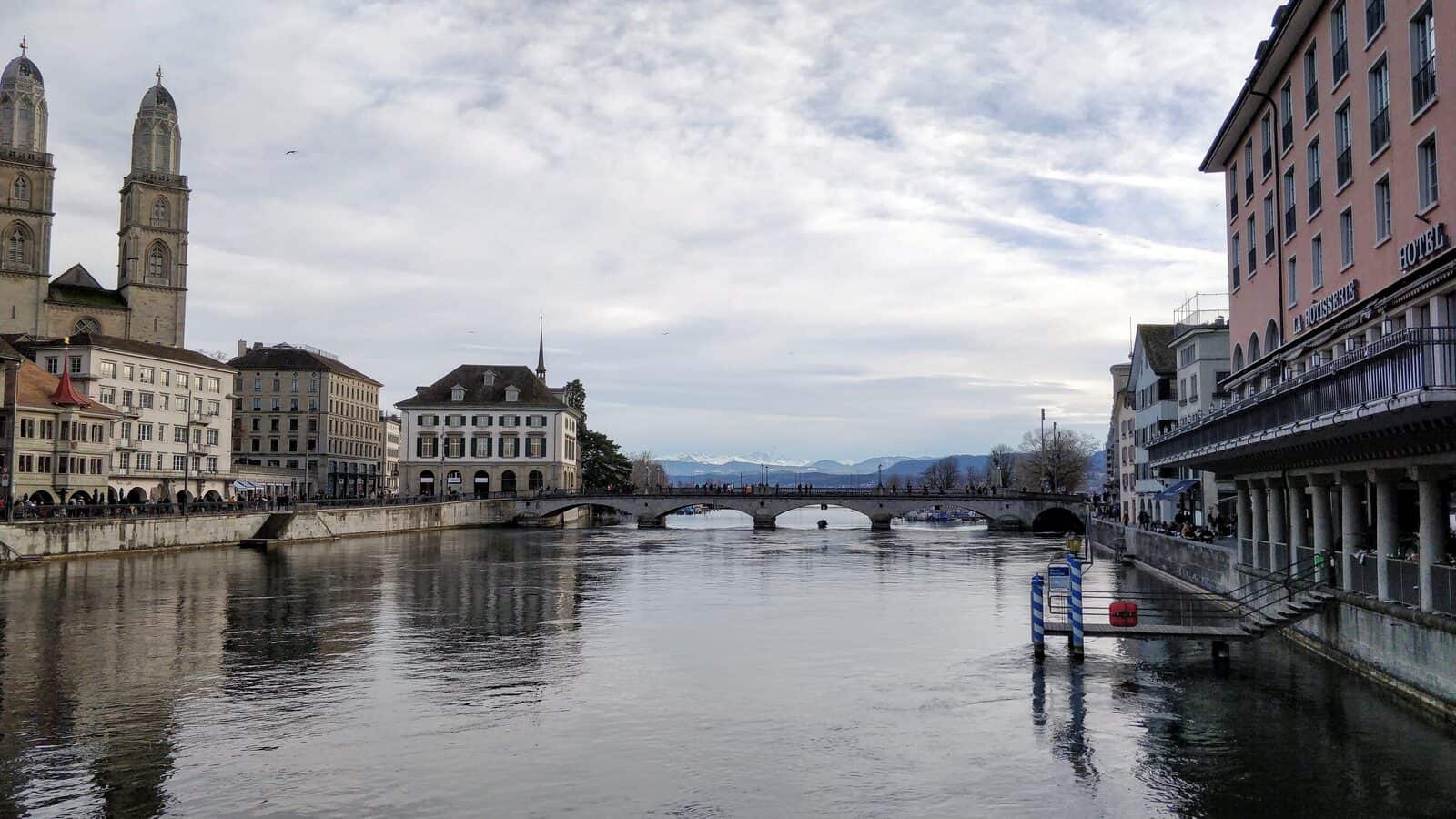 Vista sul centro di Zurigo
